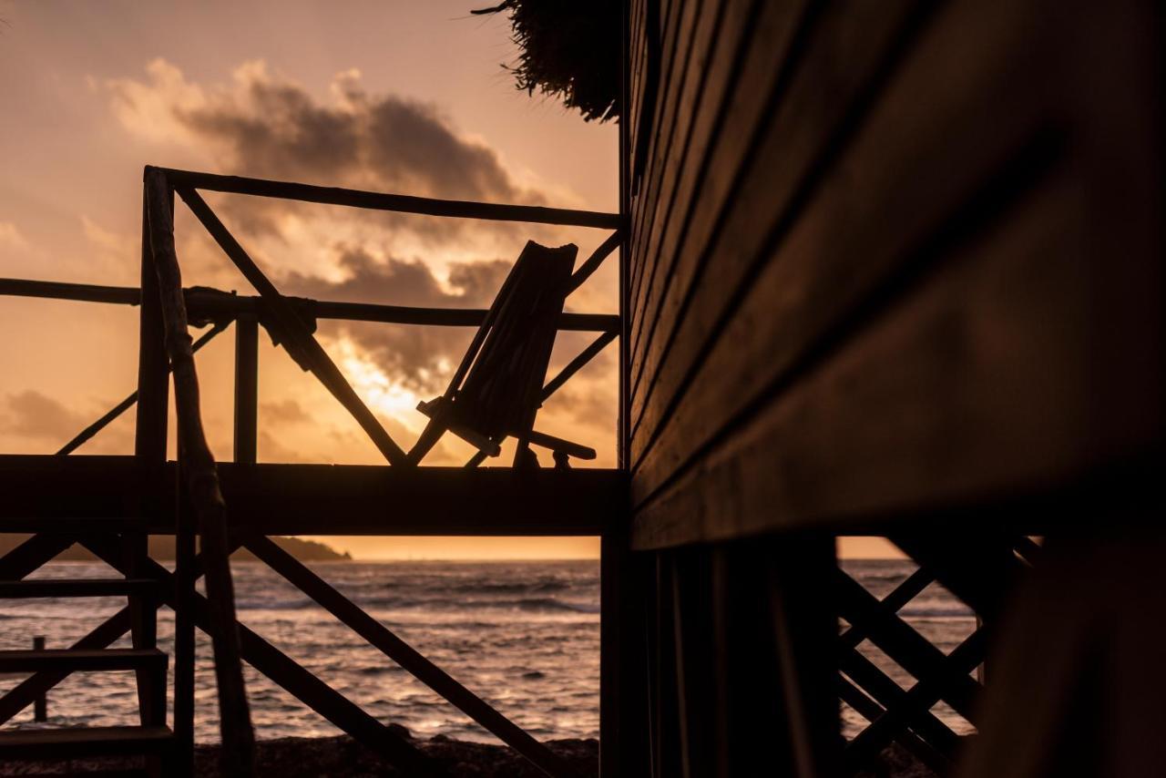 Slickrock Belize Adventures Glovers Reef エクステリア 写真